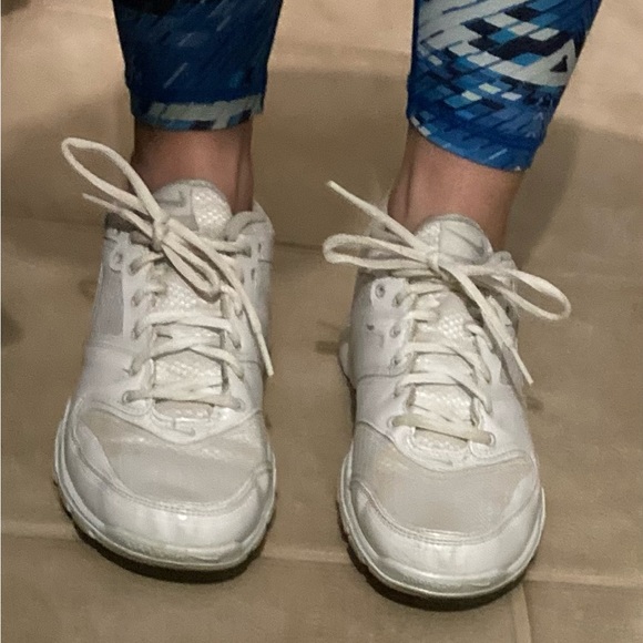 White Nike Free Women’s Cheer Shoes size 10 - Picture 6 of 10